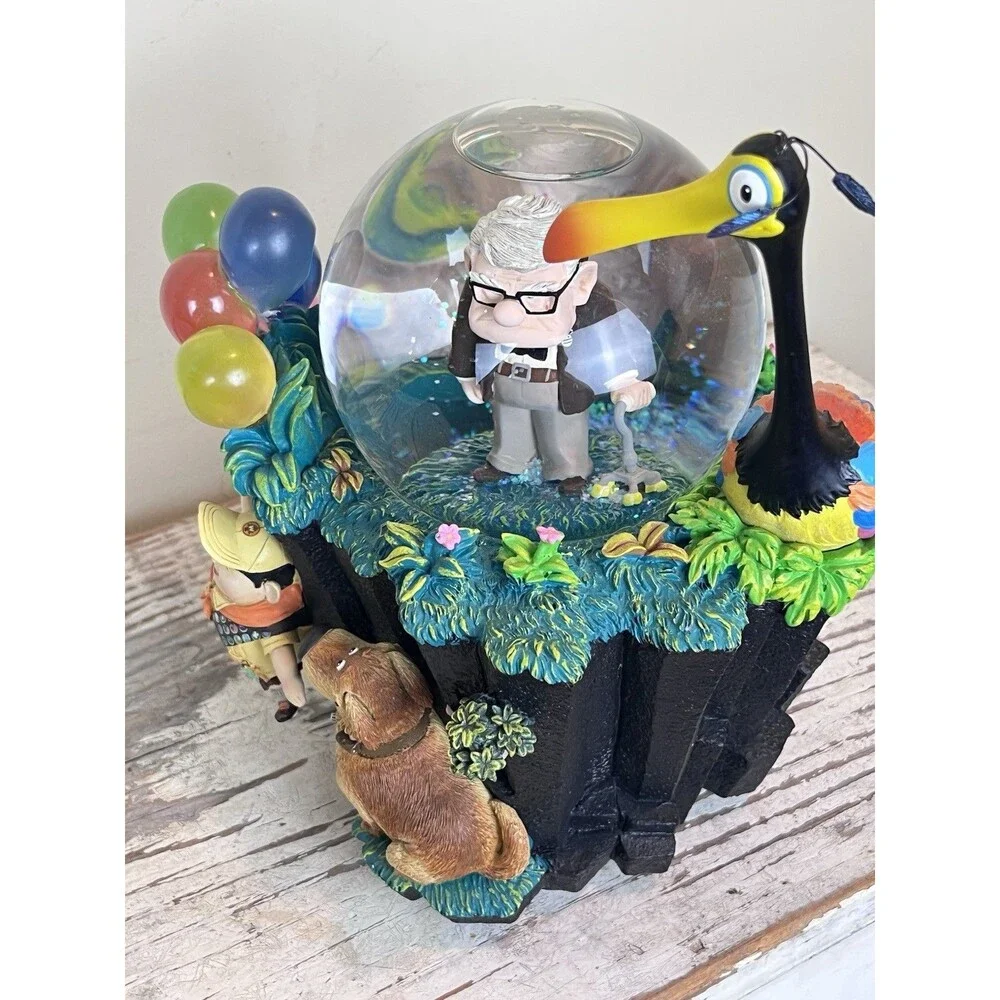 Vintage Rare Exclusive DISNEY Store Pixar UP Movie Snow Globe Works Well ~ READ